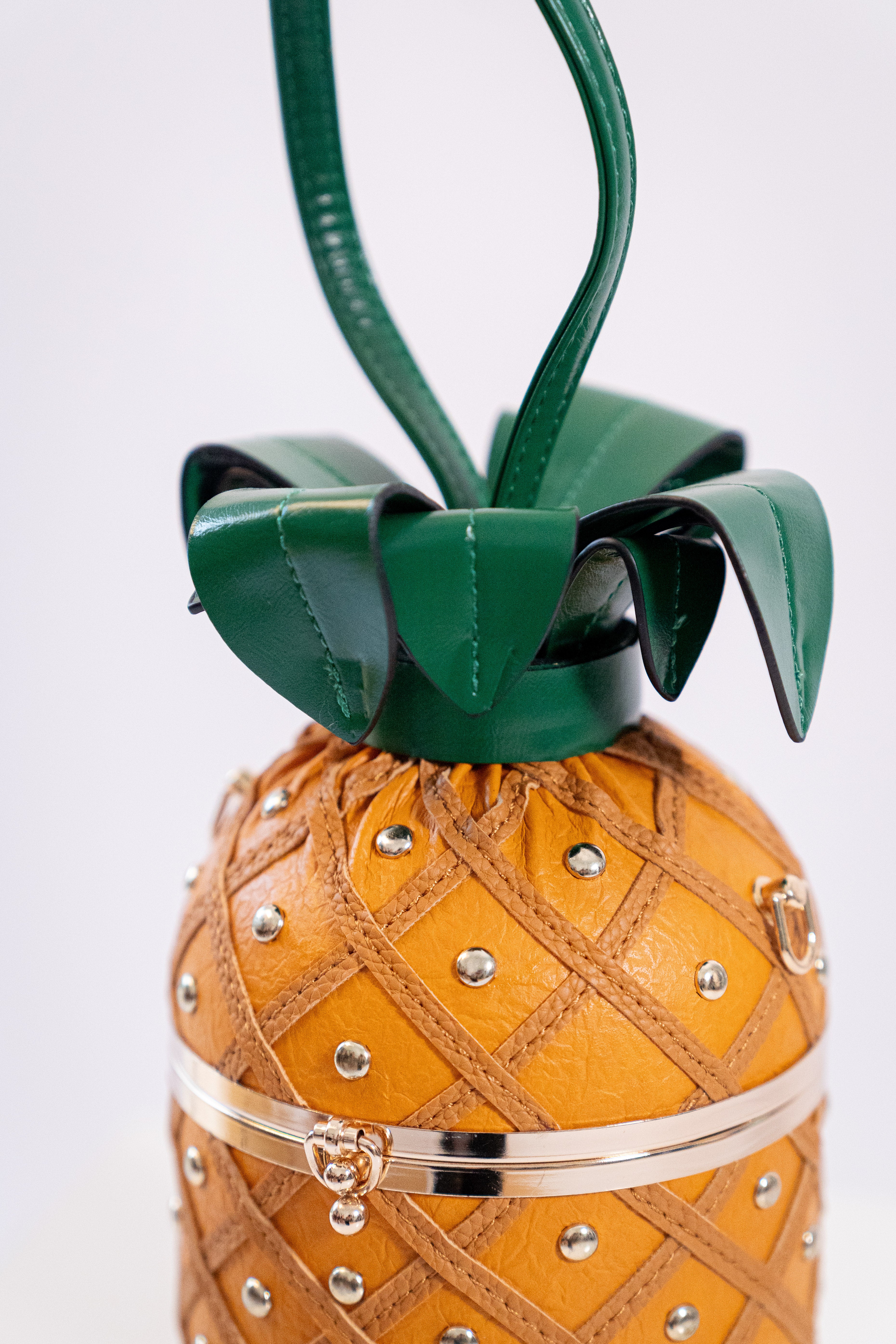 Pineapple bag mustard