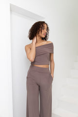 Lea-Lise off-shoulder trousers set